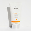 Увлажняющий флюид с витамином С VITAL C hydrating water burst
