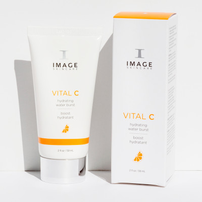 Увлажняющий флюид с витамином С VITAL C hydrating water burst