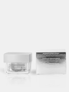 Крем с ретинолом и ниацинамидом VITAL AGE Antiage V~B3 Wrinkle Attack